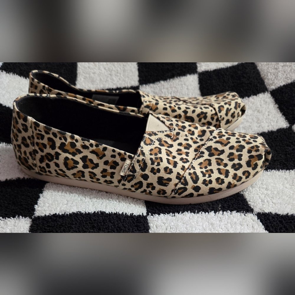 Women's leopard print TOMS size 10 - Picture 5 of 7